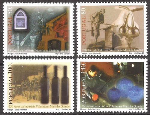 Poštovní známky Portugalsko 1998 Skláøský prùmysl Mi# 2289-92 Kat 4.50€