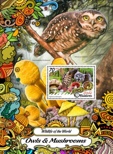 Poštovní známka Maledivy 2017 Sovy a houby Mi# Block 1026