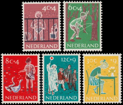 Poštovní známky Nizozemí 1959 Dìti Mi# 739-43 Kat 8€