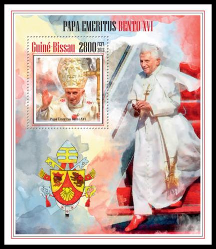 Potovn znmka Guinea-Bissau 2013 Pape Benedikt XVI. Mi# Block 1224 Kat 11 - zvtit obrzek