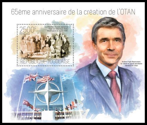 Poštovní známka Togo 2014 NATO, 65. výroèí Mi# Block 939 Kat 10€