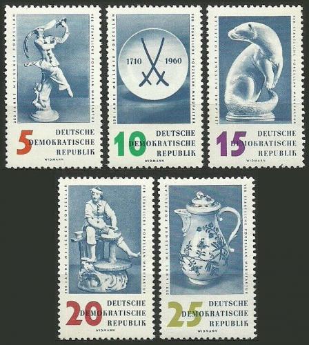 Poštovní známky DDR 1960 Míšeòský porcelán Mi# 774-78 Kat 5.50€