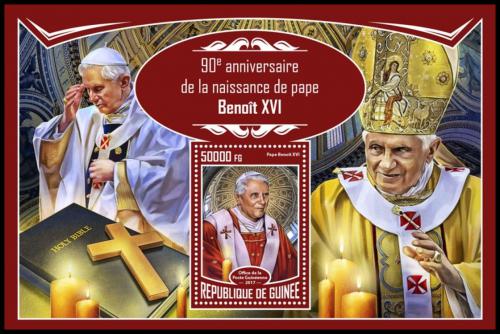 Potovn znmka Guinea 2017 Pape Benedikt XVI. Mi# Block 2790 Kat 20 - zvtit obrzek