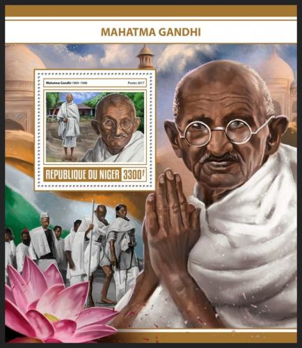 Poštovní známka Niger 2017 Mahátma Gándhí Mi# Block 718 Kat 13€