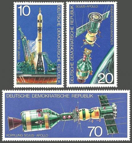 Poštovní známky DDR 1975 Vesmírný projekt Sojuz-Apollo Mi# 2083-85