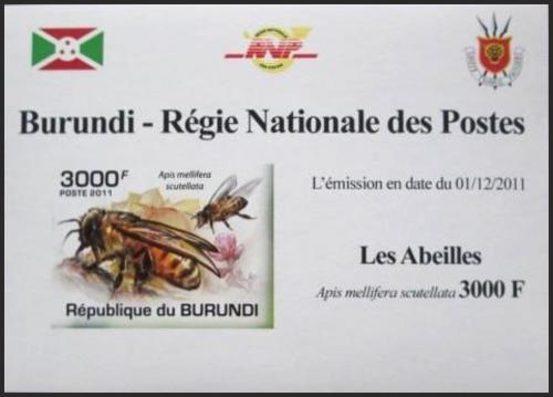 Potovn znmka Burundi 2011 Vely neperf. DELUXE Mi# 2005 B Block