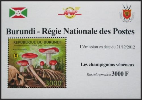 Potovn znmka Burundi 2012 Holubinka vrhavka DELUXE Mi# 2745 Block - zvtit obrzek
