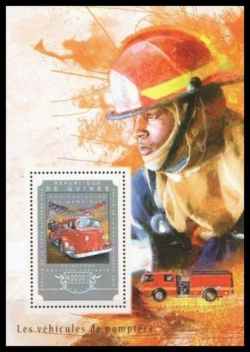 Poštovní známka Guinea 2014 Hasièská auta Mi# Block 2474 Kat 16€