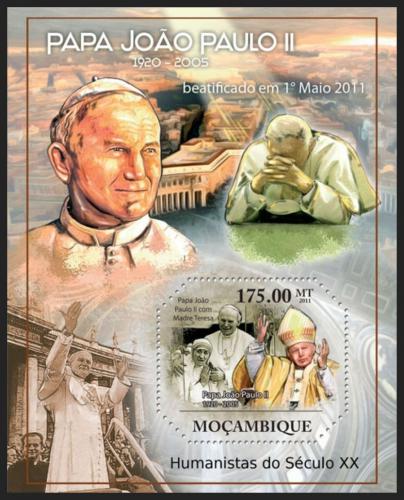 Potovn znmka Mosambik 2011 Pape Jan Pavel II. Mi# Block 473 Kat 10