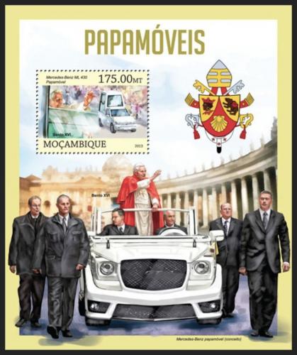 Poštovní známka Mosambik 2013 Papamobily Mi# Block 755 Kat 10€
