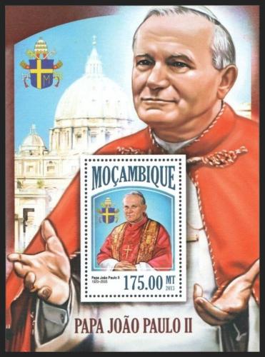 Potovn znmka Mosambik 2013 Pape Jan Pavel II. Mi# Block 824 Kat 10 - zvtit obrzek