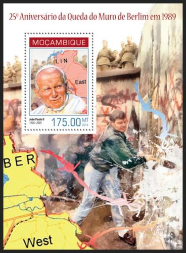Potovn znmka Mosambik 2014 Pd Berlnsk zdi, 25. vro Mi# Block 883 Kat 10 - zvtit obrzek