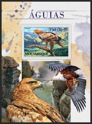 Poštovní známka Mosambik 2016 Orli Mi# Block 1225 Kat 20€