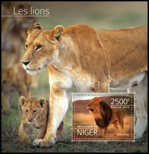 Poštovní známka Niger 2014 Lvi Mi# Block 384 Kat 10€