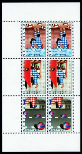 Poštovní známka Nizozemí 1977 Bezpeènost dìtí Mi# Block 17