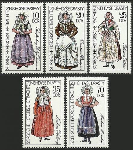 Poštovní známky DDR 1977 Lidové kroje Mi# 2210-14