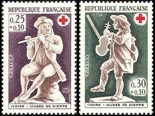 Potovn znmky Francie 1967 erven k Mi# 1607-08