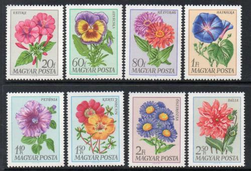Poštovní známky Maïarsko 1968 Kvìtiny Mi# 2452-59