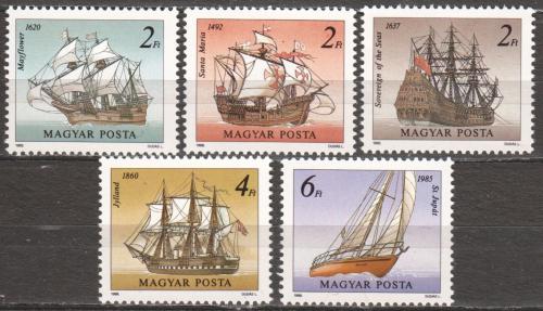 Poštovní známky Maïarsko 1988 Plachetnice Mi# 3966-70