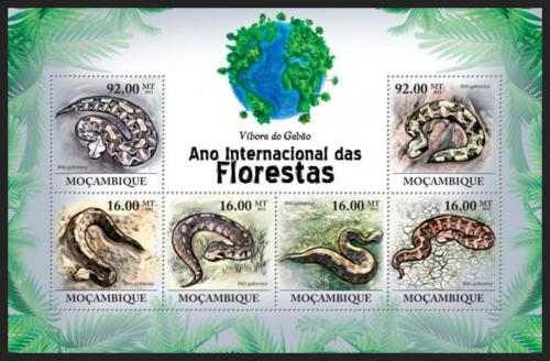 Poštovní známky Mosambik 2011 Zmije gabunská Mi# 4328-33 Kat 14€