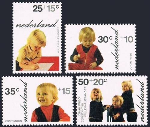 Poštovní známky Nizozemí 1972 Princové a princezny Mi# 1001-04
