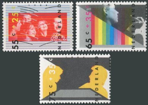 Poštovní známky Nizozemí 1986 Dìti a kultura Mi# 1307-09