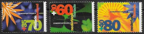 Poštovní známky Nizozemí 1992 Kvìtiny Mi# 1436-38
