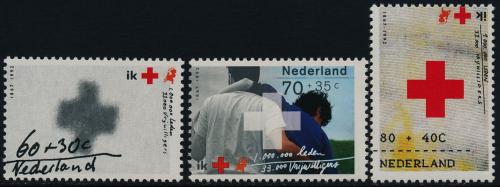 Poštovní známky Nizozemí 1992 Nizozemský èervený køíž, 125. výroèí Mi# 1446-48