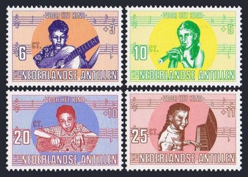 Potovn znmky Nizozemsk Antily 1969 Dti a hudba Mi# 210-13 - zvtit obrzek