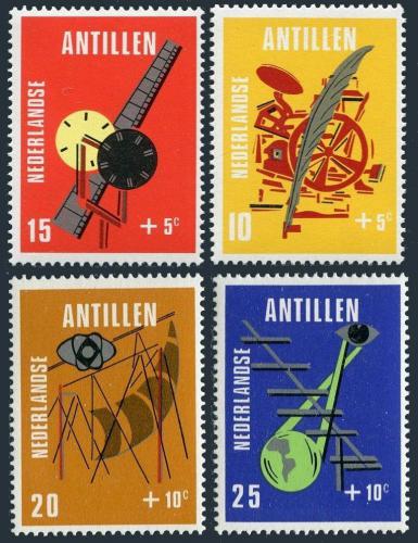 Potovn znmky Nizozemsk Antily 1970 Vzdlvac prostedky Mi# 220-23 - zvtit obrzek